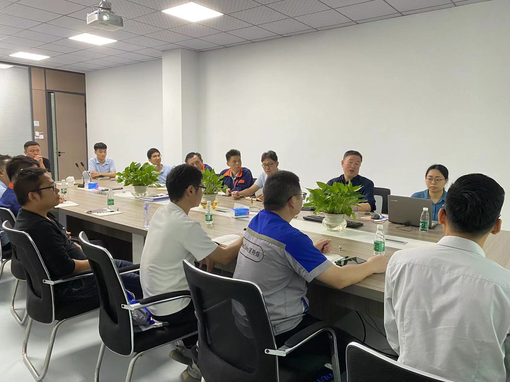 热烈欢迎北京科技大学郭志猛教授博士莅临qy国际开设讲座指导